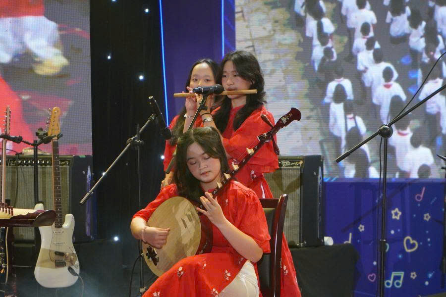 Hòa tấu nhạc cụ