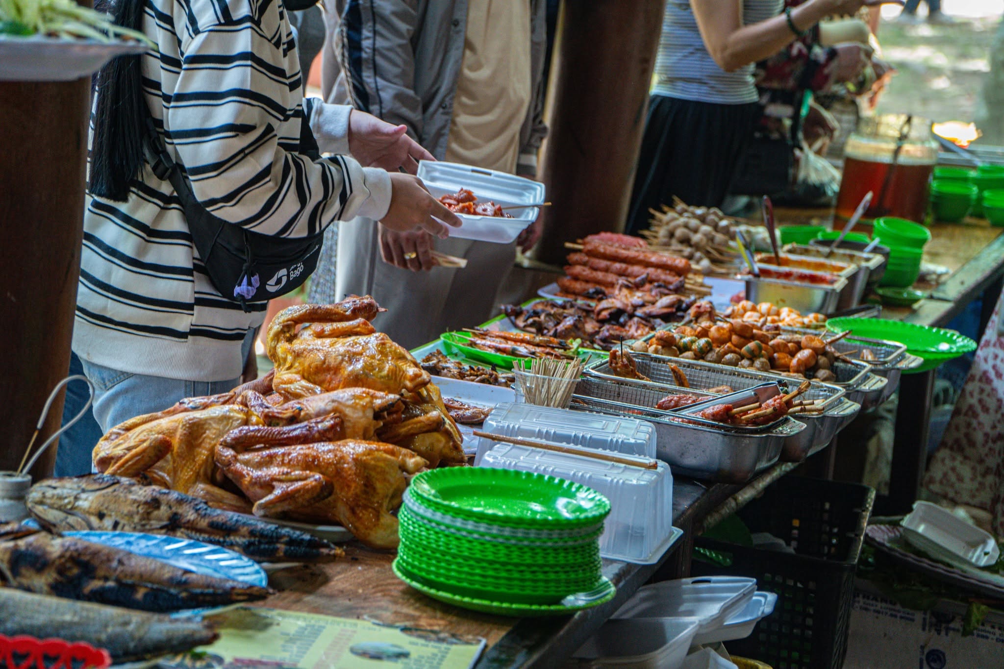 Ẩm thực chợ quê Mỹ Khánh