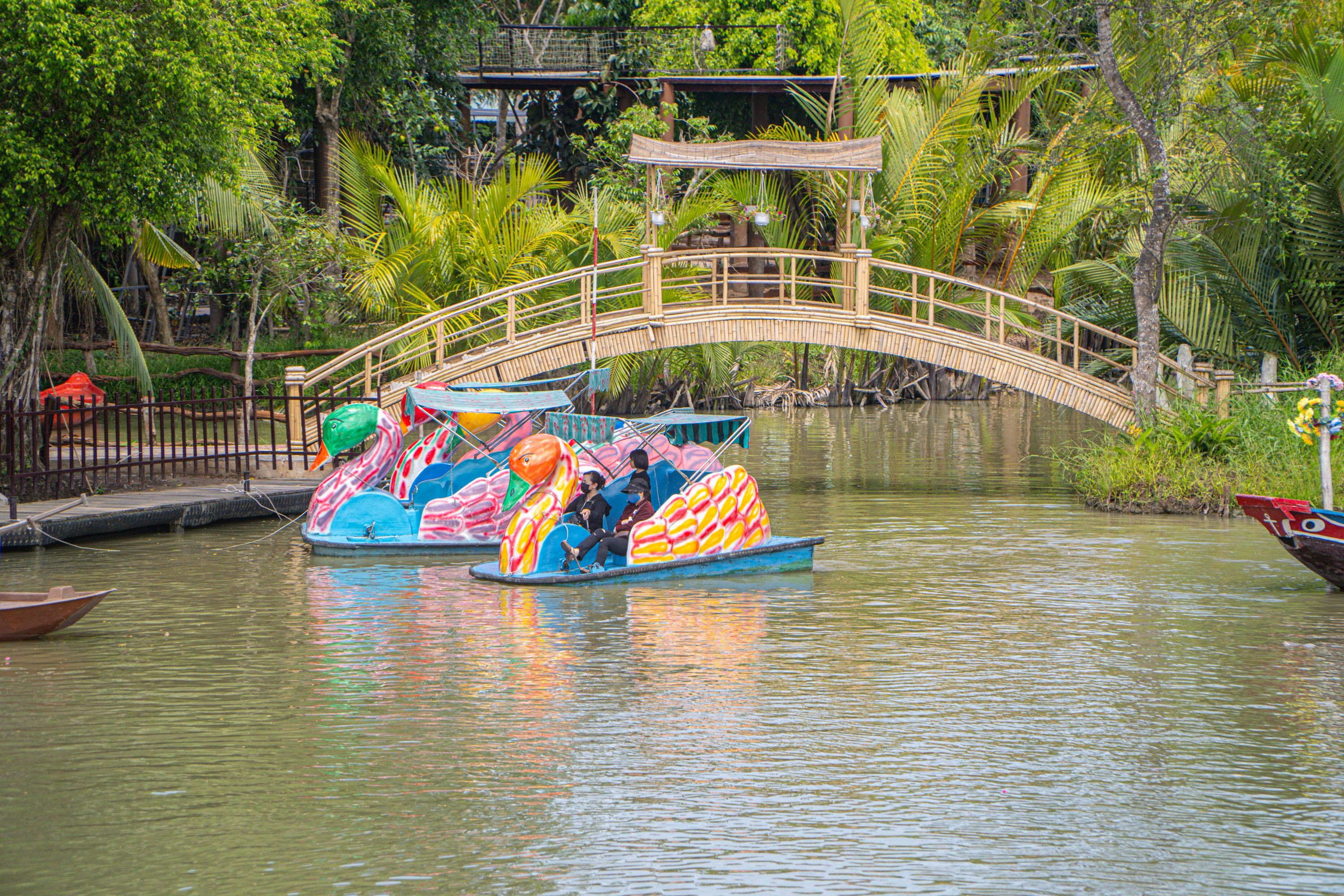 Trải nghiệp đạp vịt Mỹ Khánh