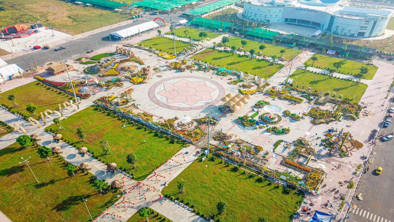 Quảng trường Trung tâm tỉnh Tiền Giang