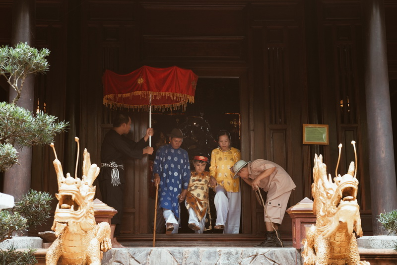 ARTIST THANH BACH PARTICIPATED IN THE PROGRAM 