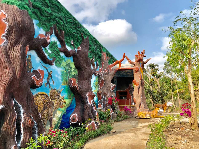 DISCOVER THE MYSTERIOUS RIVER