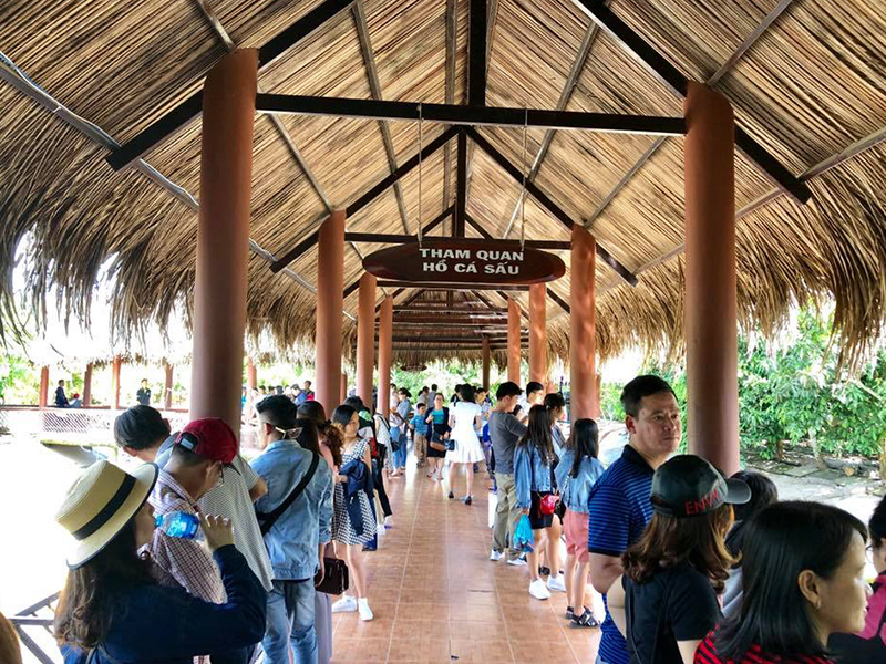 CROCODILE FISHING EXPERIENCE