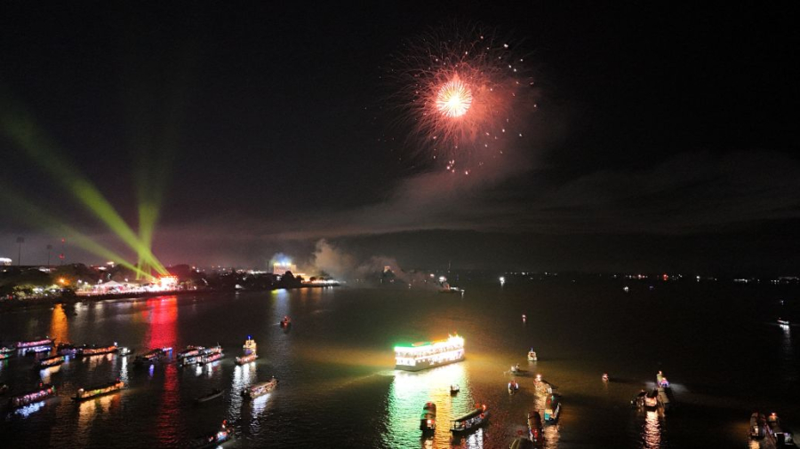 NHÀ HÀNG DU THUYỀN MỸ KHÁNH ROYAL