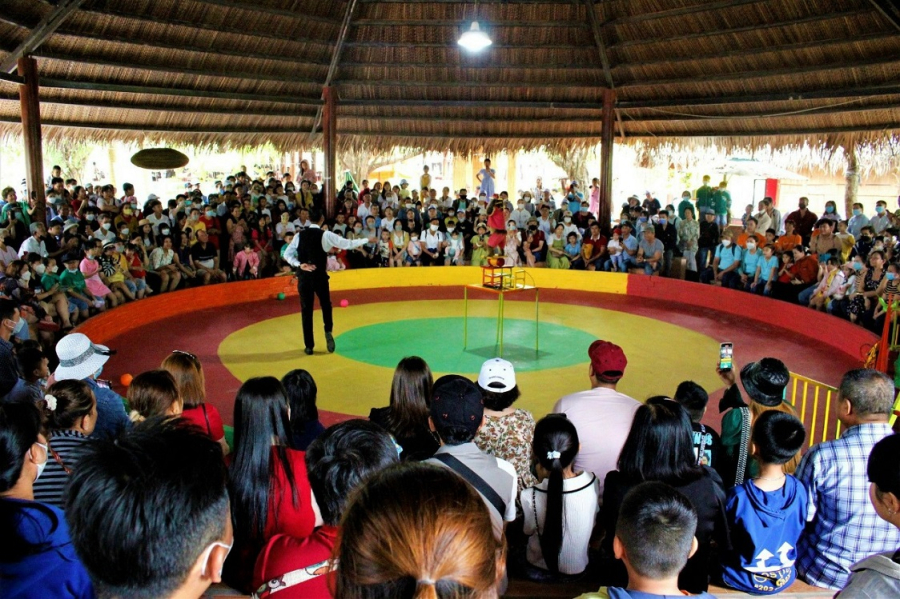 Tour 2 Ngày 1 Đêm  Vui chơi xoả stress - Gắn kết cùng team